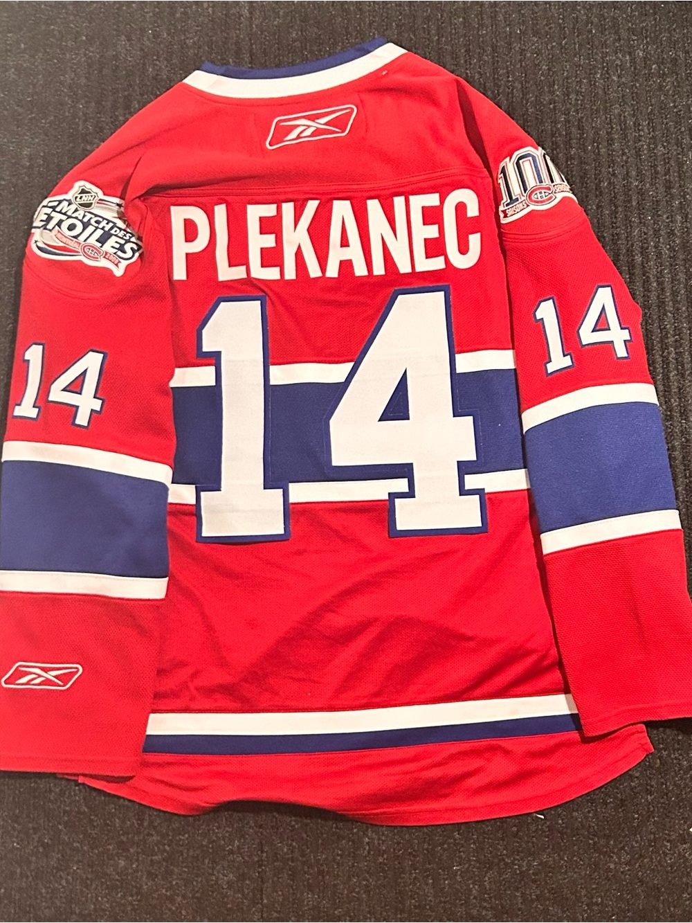 Reebok Red Montreal Canadiens #14 Hockey Jersey with Blue & White Accents - Picture 4 of 8